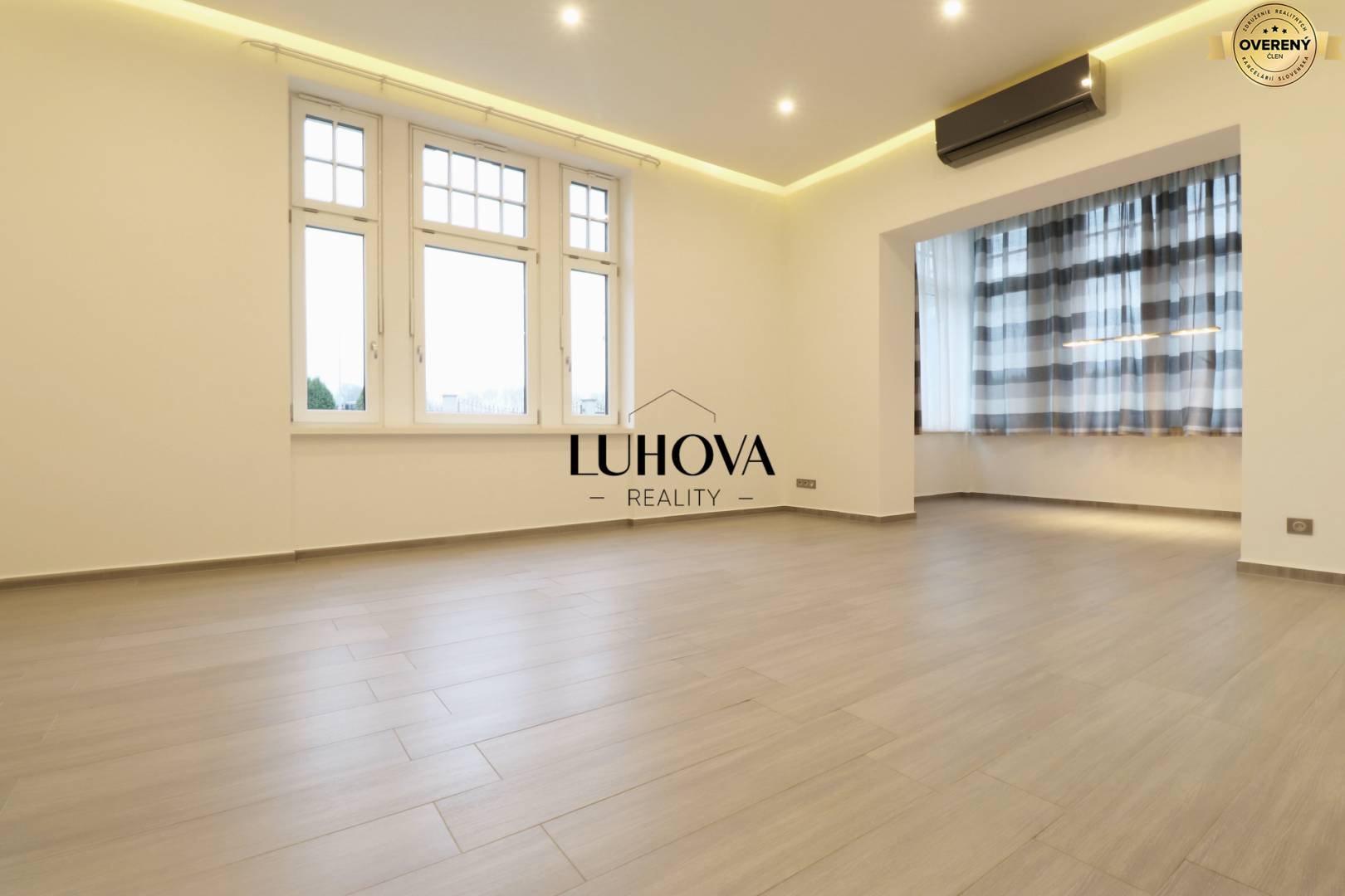 LUHOVA reality_12.jpg