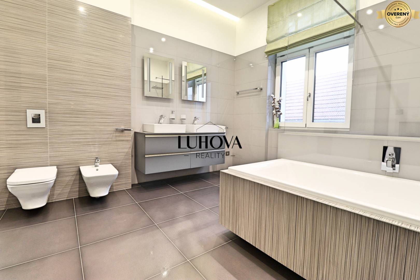 LUHOVA reality_8.jpg