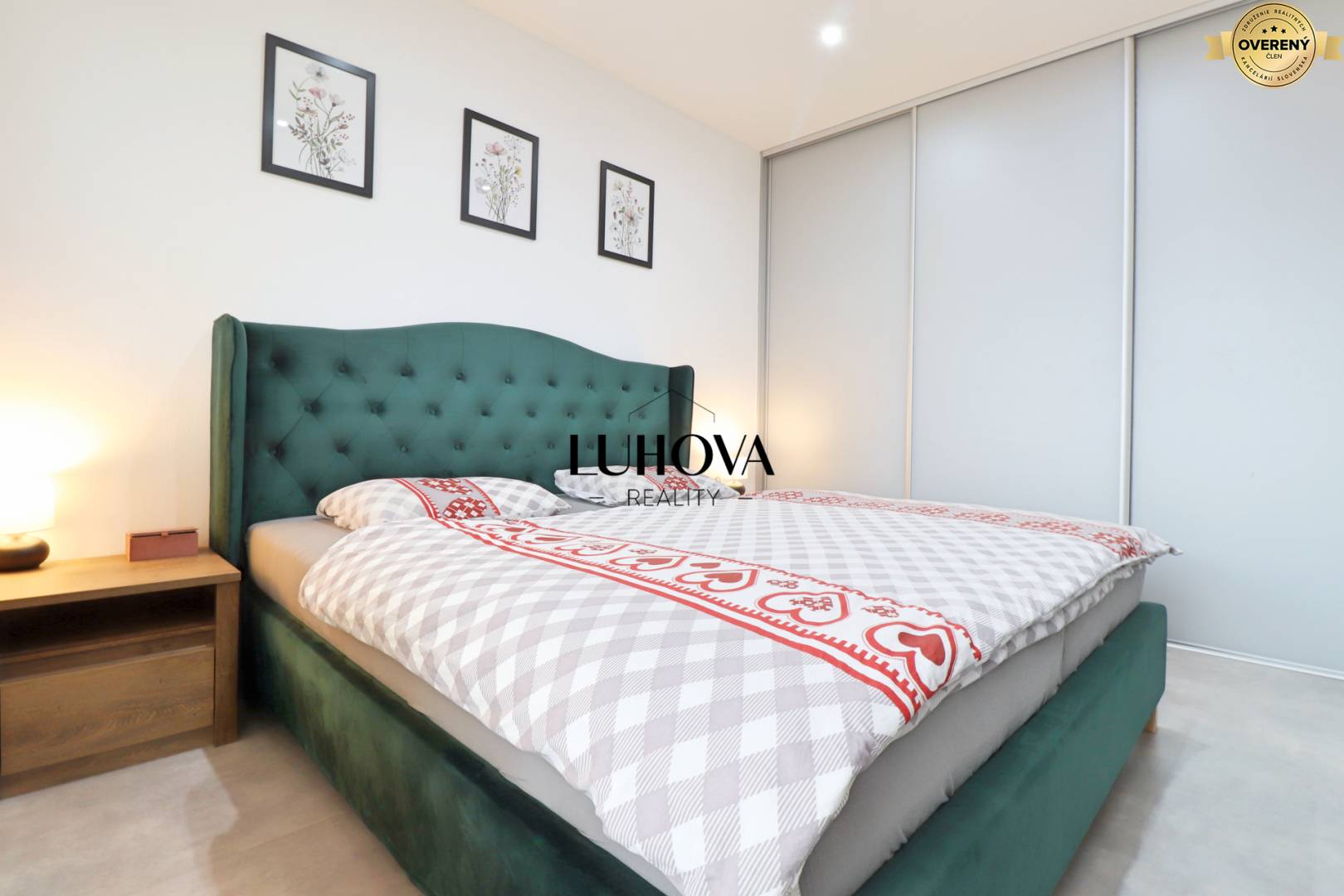 LUHOVA reality_2.jpg