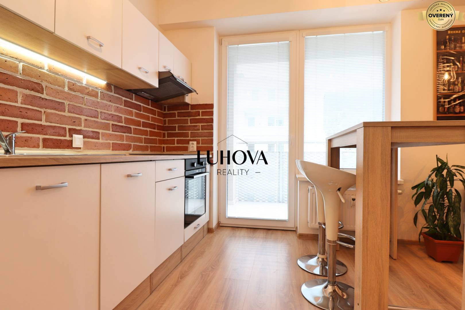 LUHOVA reality_9.jpg