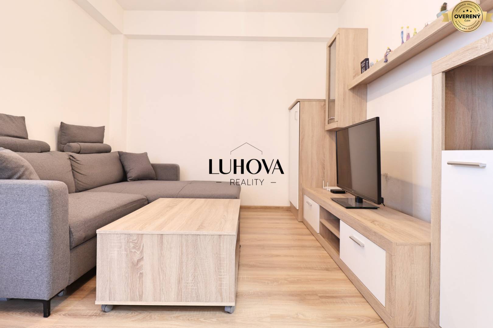 LUHOVA reality_1.jpg