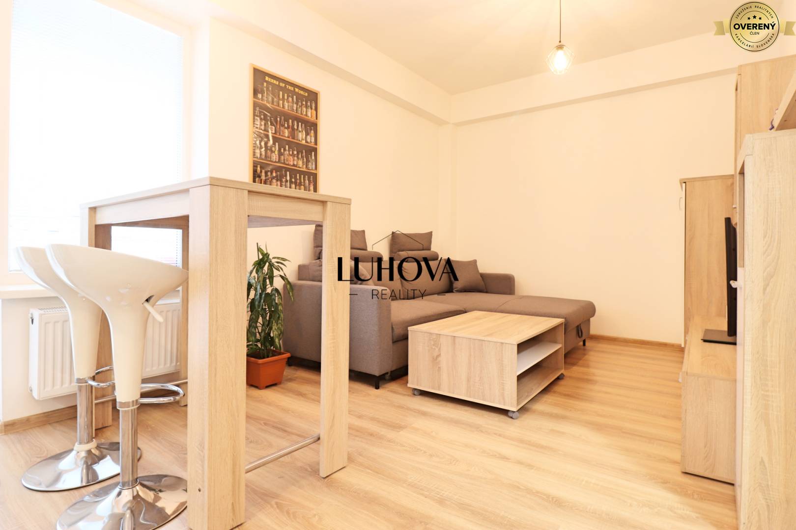 LUHOVA reality_2.jpg