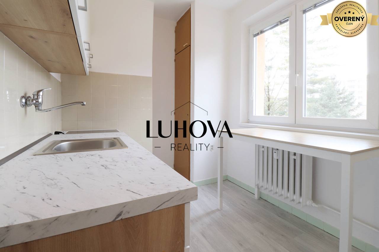 LUHOVA reality_6.jpeg