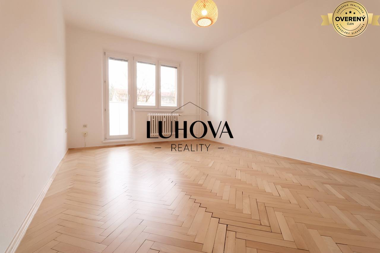 LUHOVA reality_10.jpeg