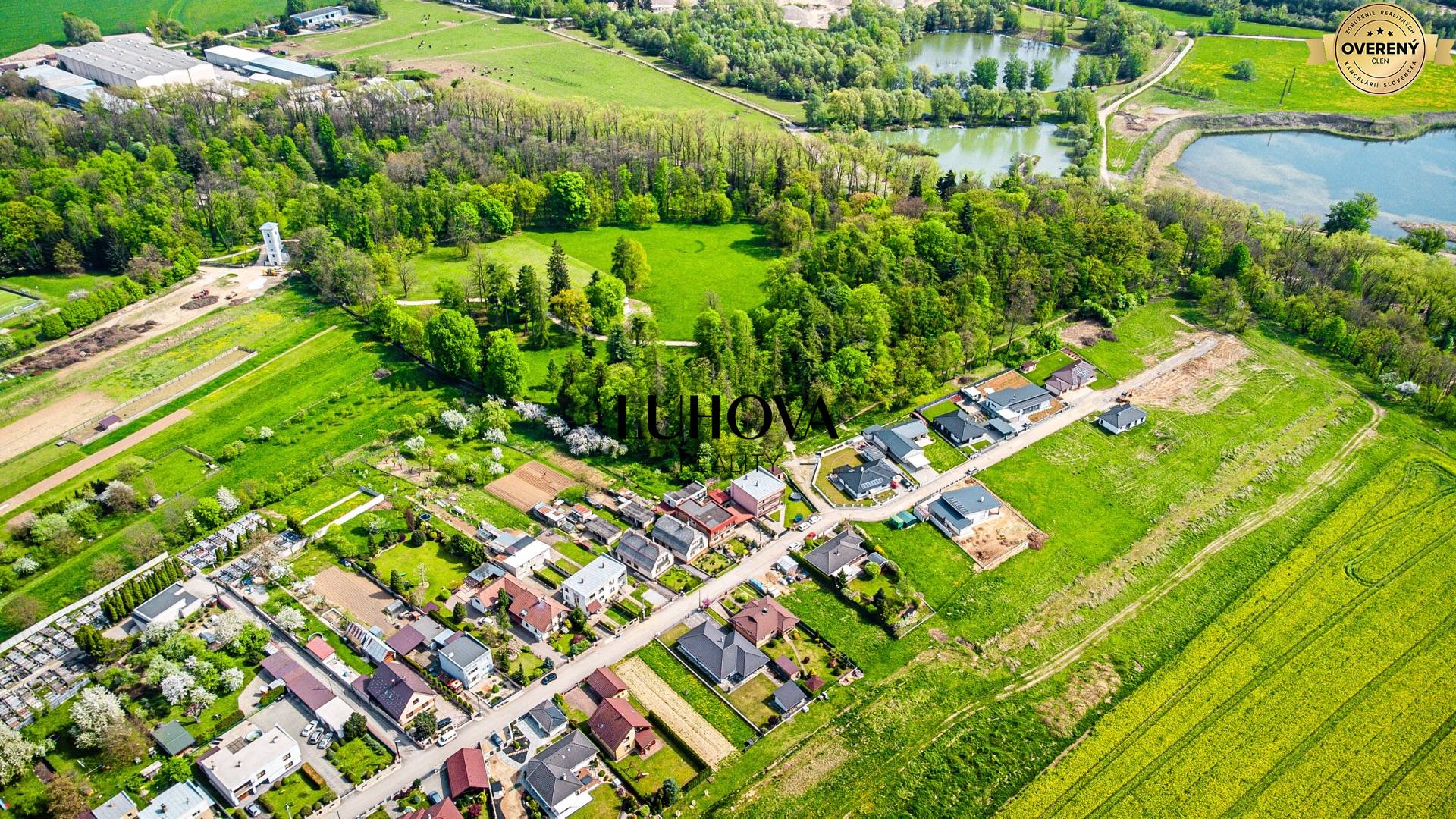 11-4-LUHOVA-7(1)_vyznačiť dom.jpg