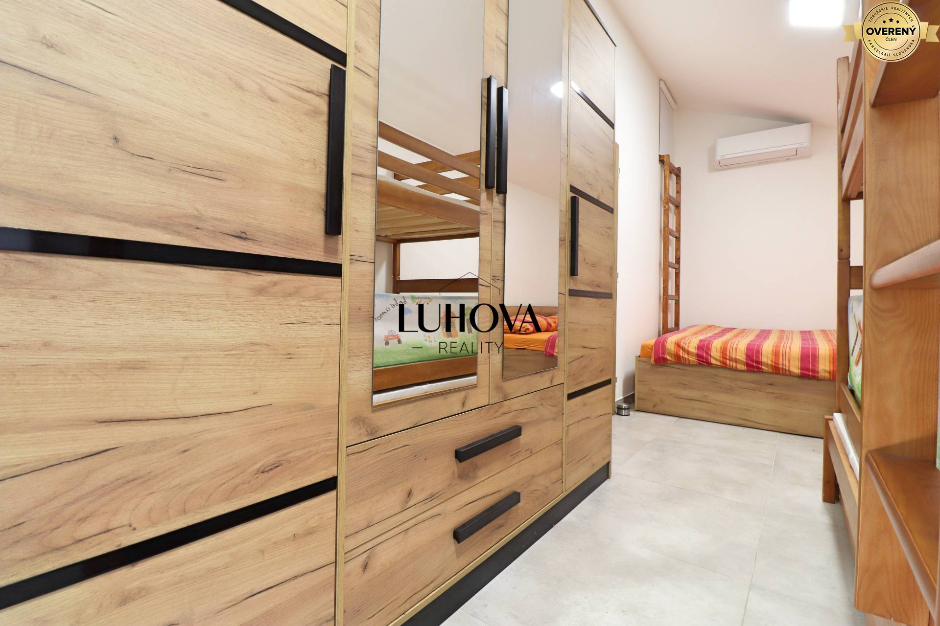 LUHOVA reality_7.jpg