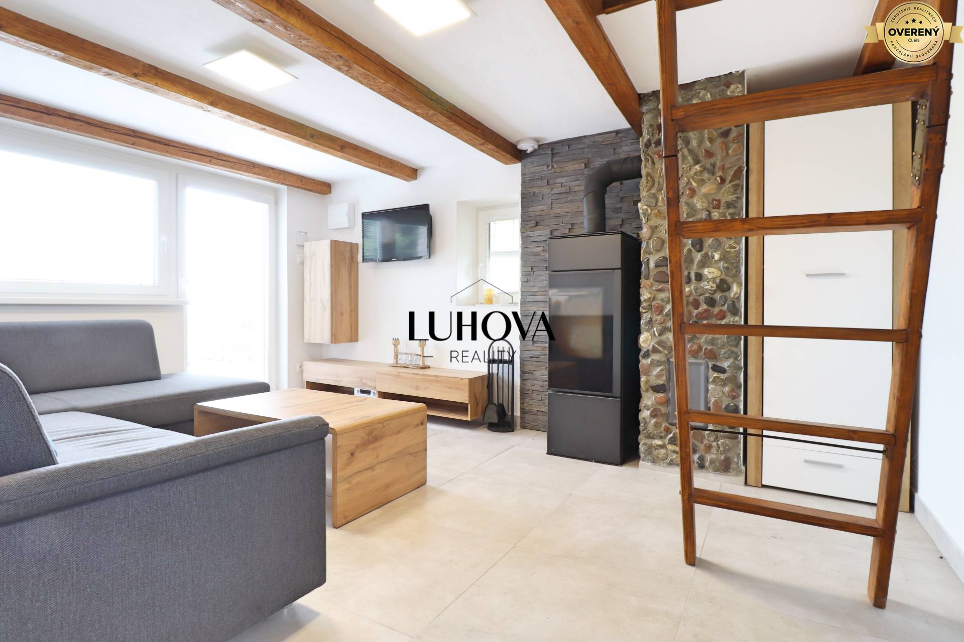 LUHOVA reality_1.jpg