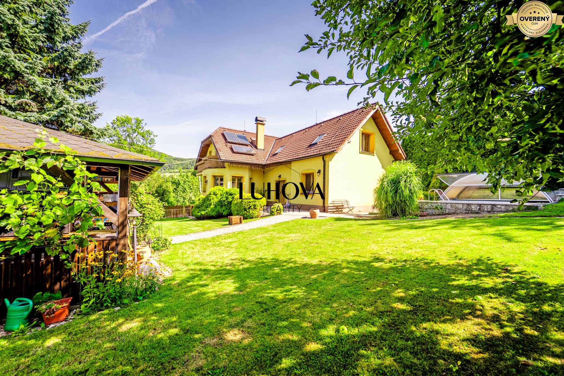 LUHOVA reality_12.jpg