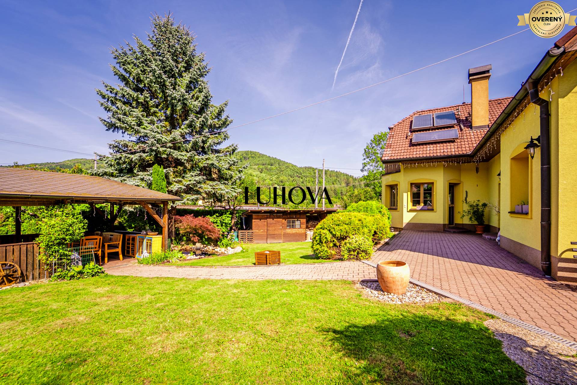 LUHOVA reality_10.jpg