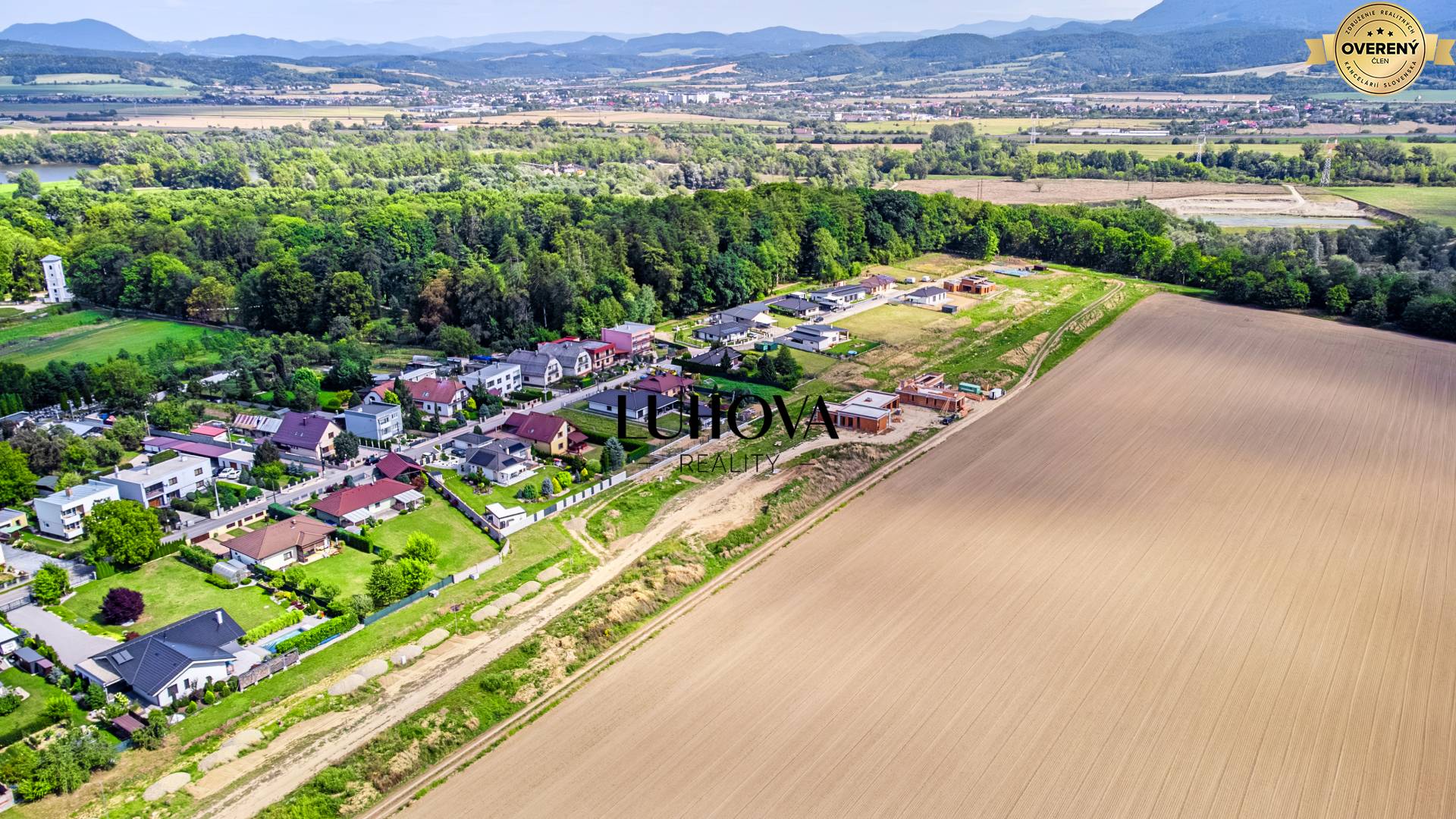 LUHOVA reality_8.jpg