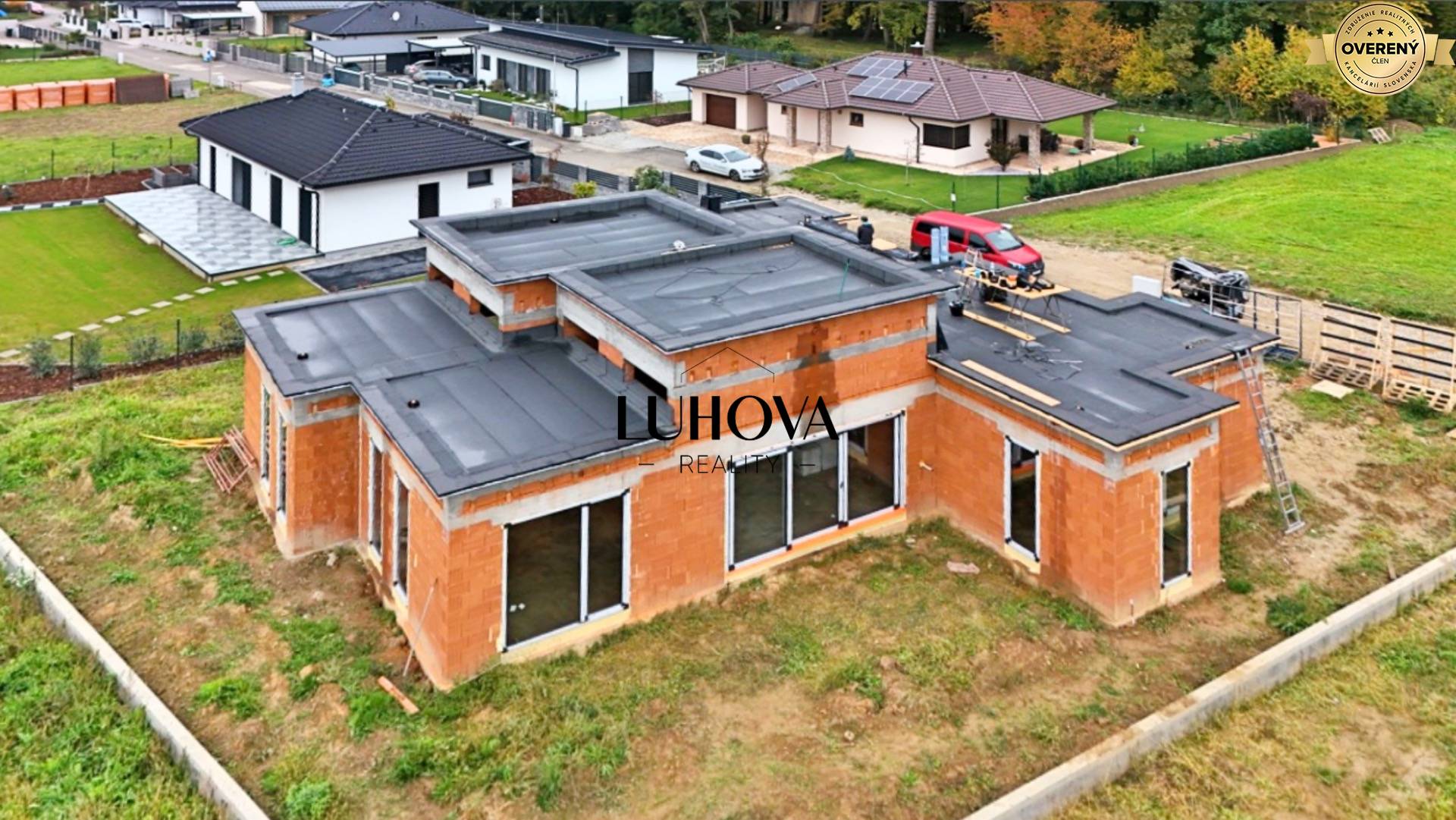 LUHOVA reality_30.jpg