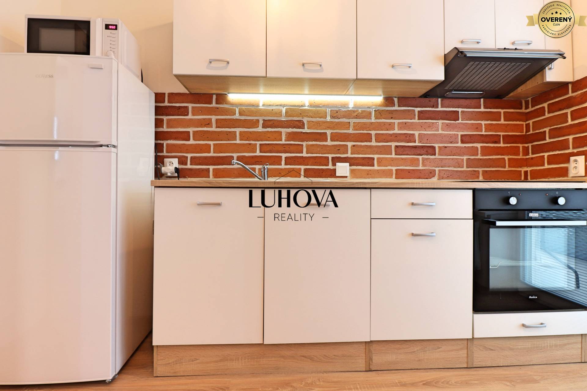 LUHOVA reality_8.jpg