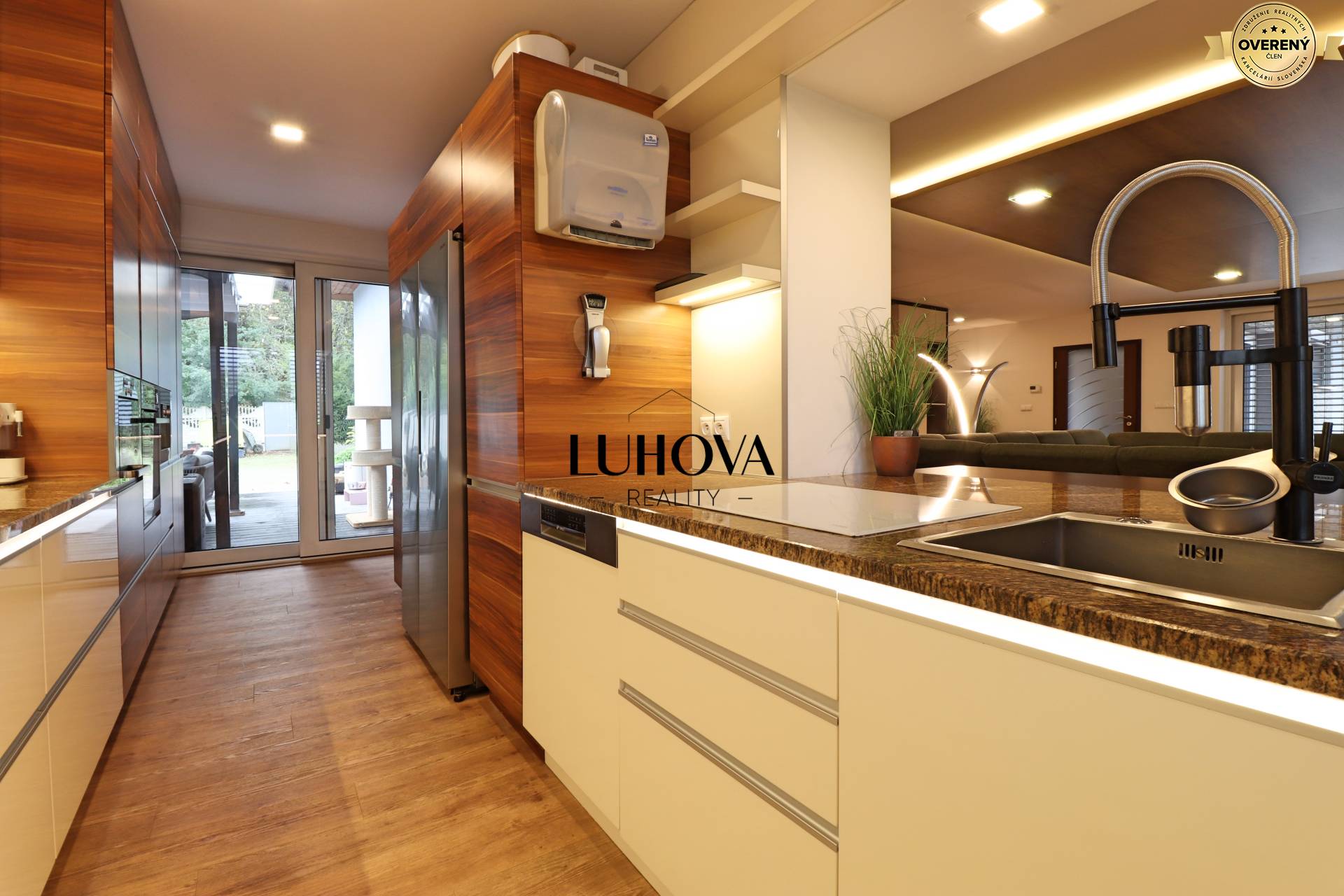 LUHOVA reality_16.jpg