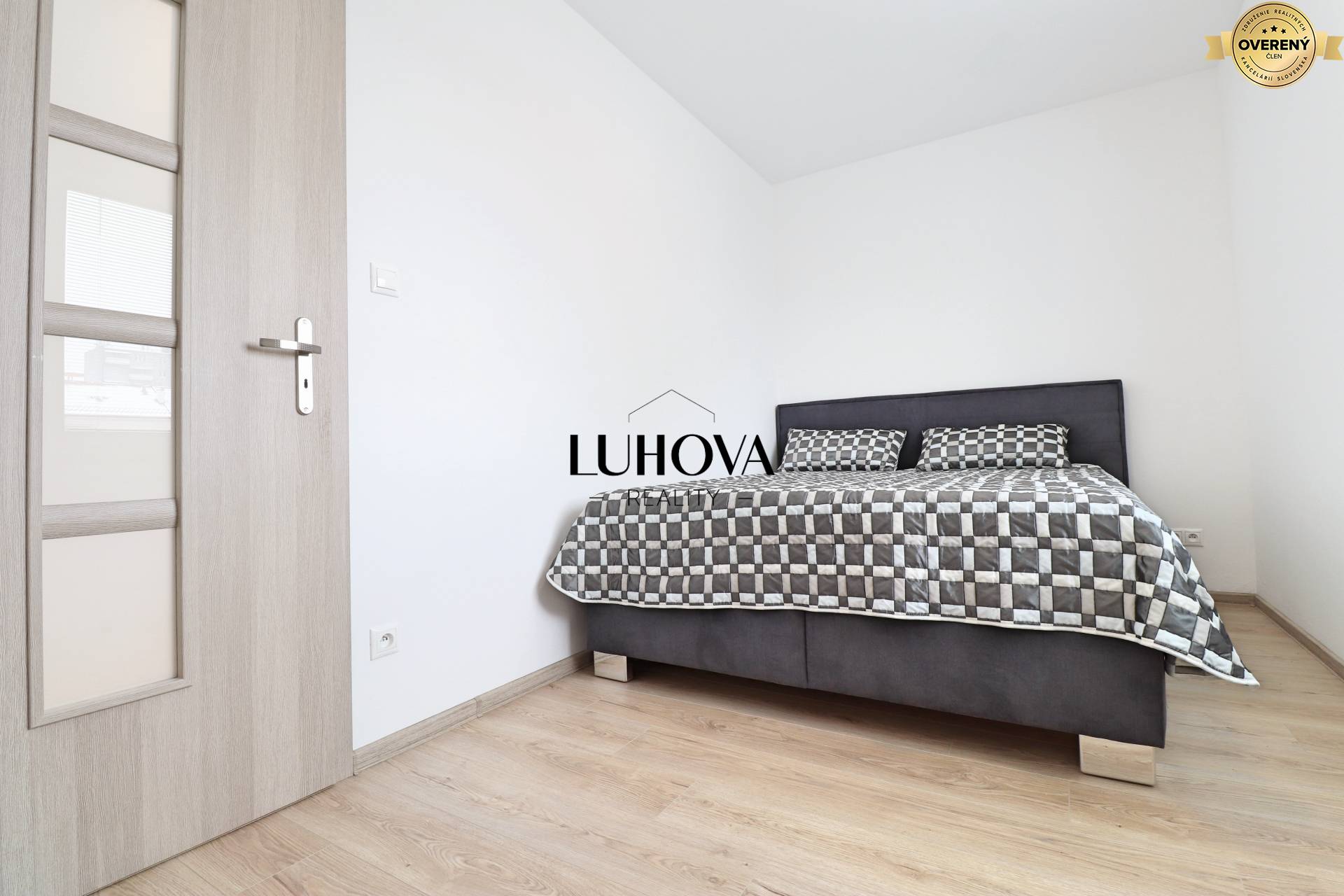 LUHOVA reality_4.jpg