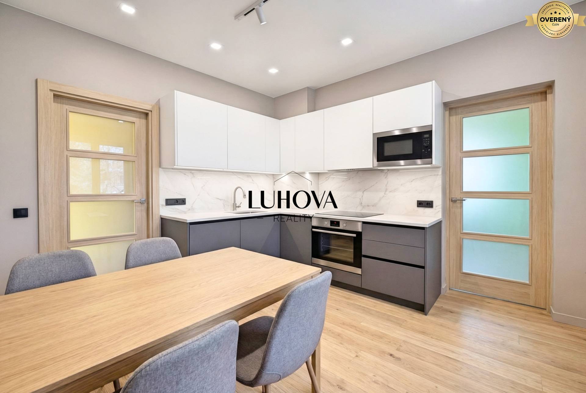 LUHOVA reality_30.jpg