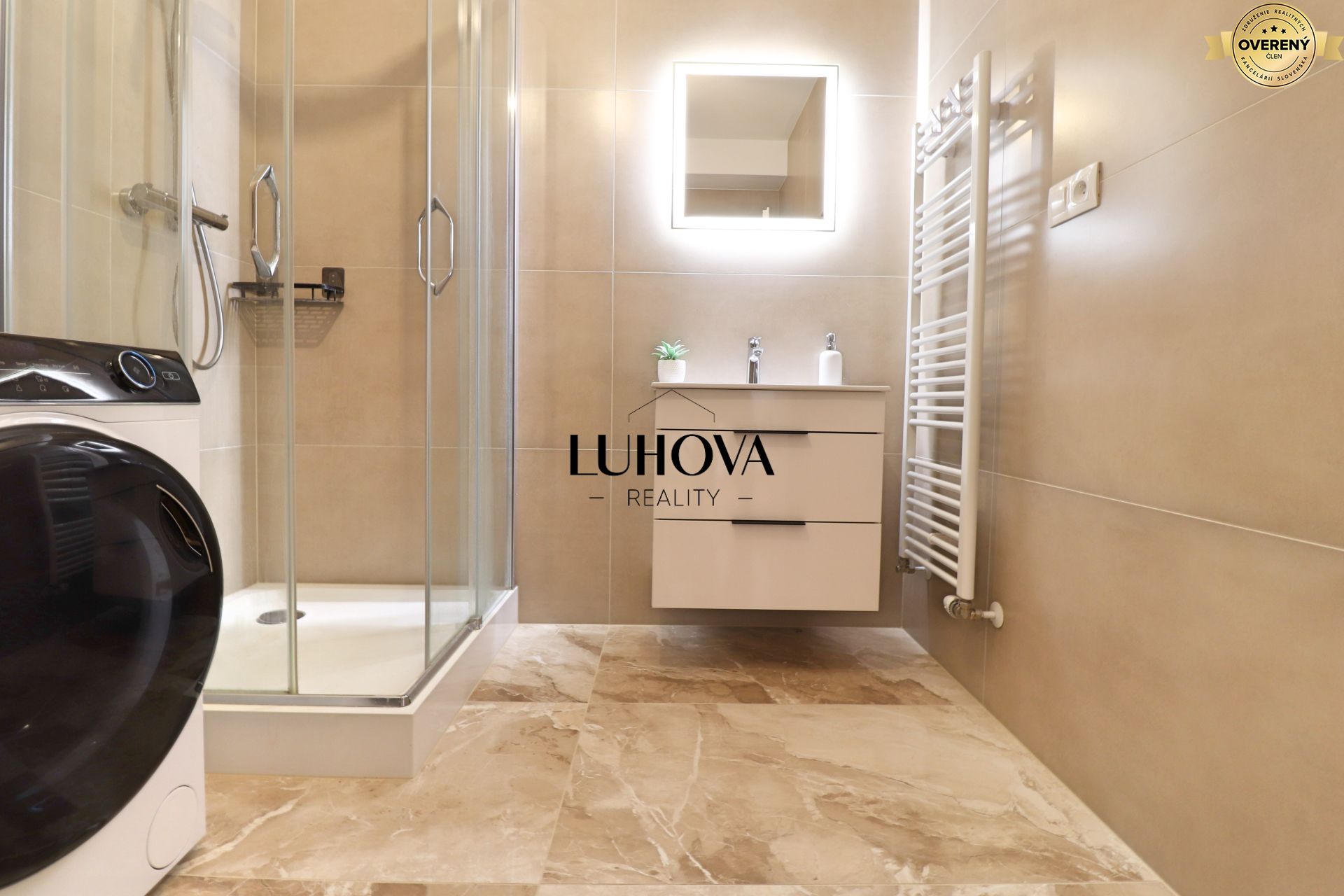 LUHOVA reality_2.jpg