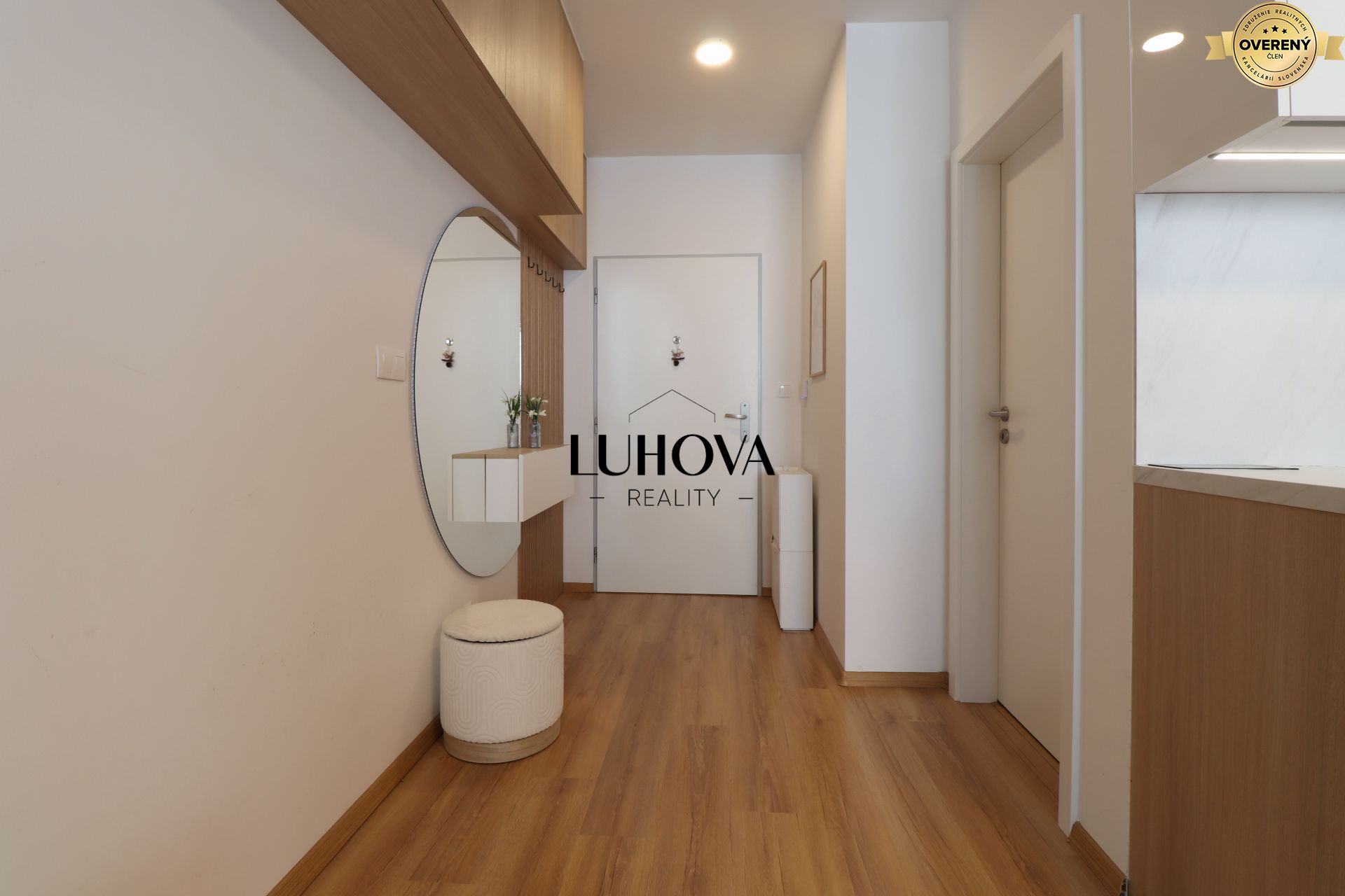 LUHOVA reality_16.jpg