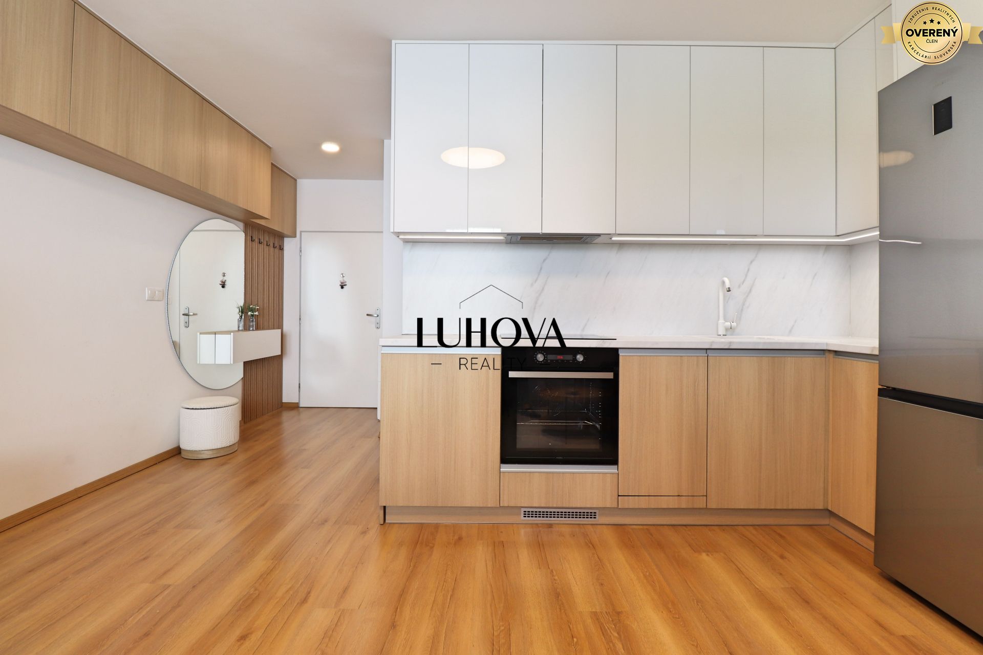 LUHOVA reality_11.jpg