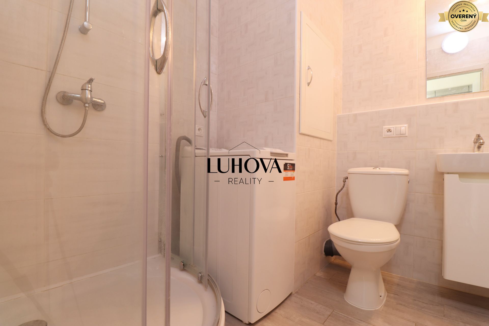 LUHOVA reality_10.jpg