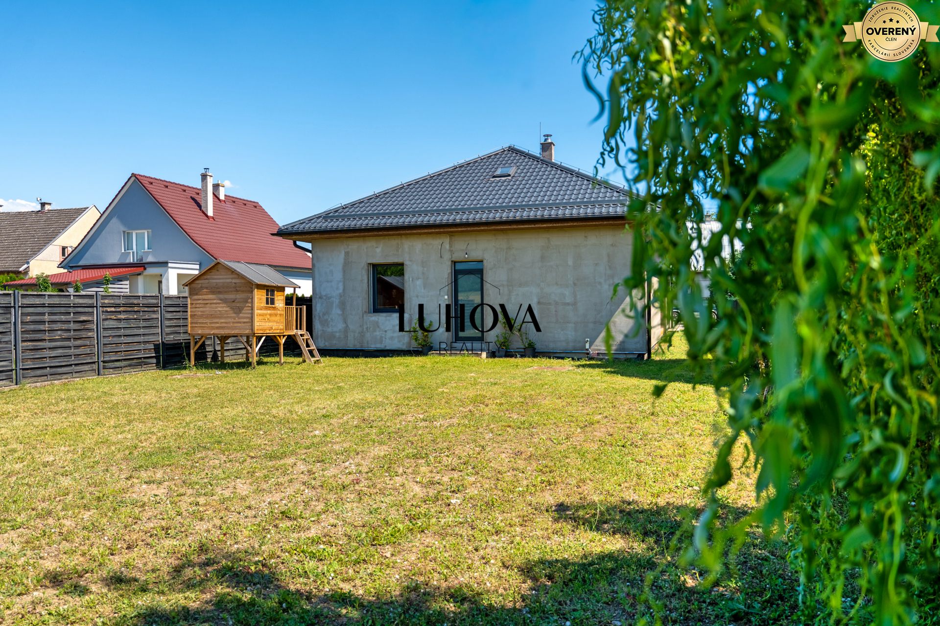 LUHOVA reality_2.jpg