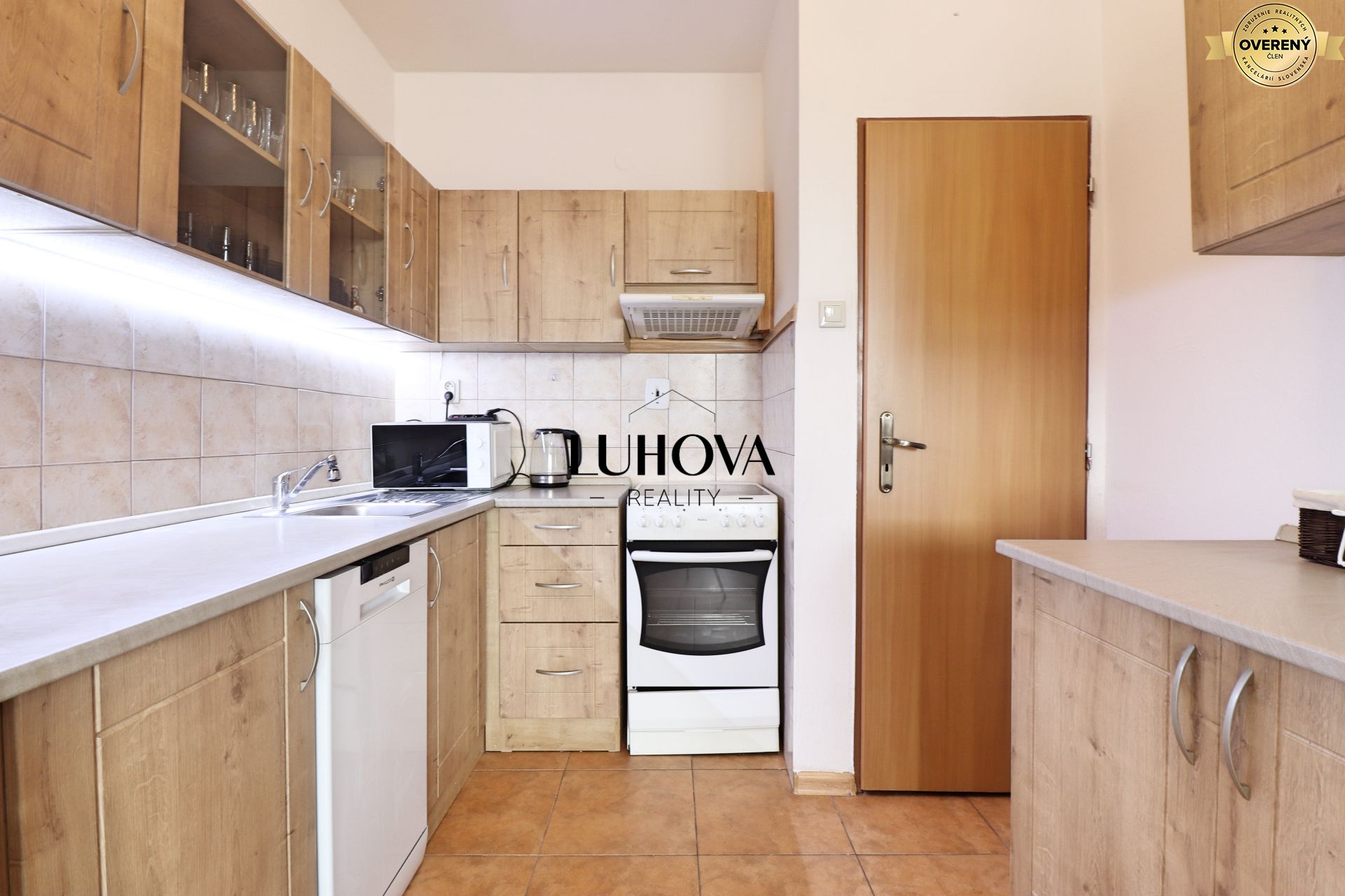 LUHOVA reality_6.jpg