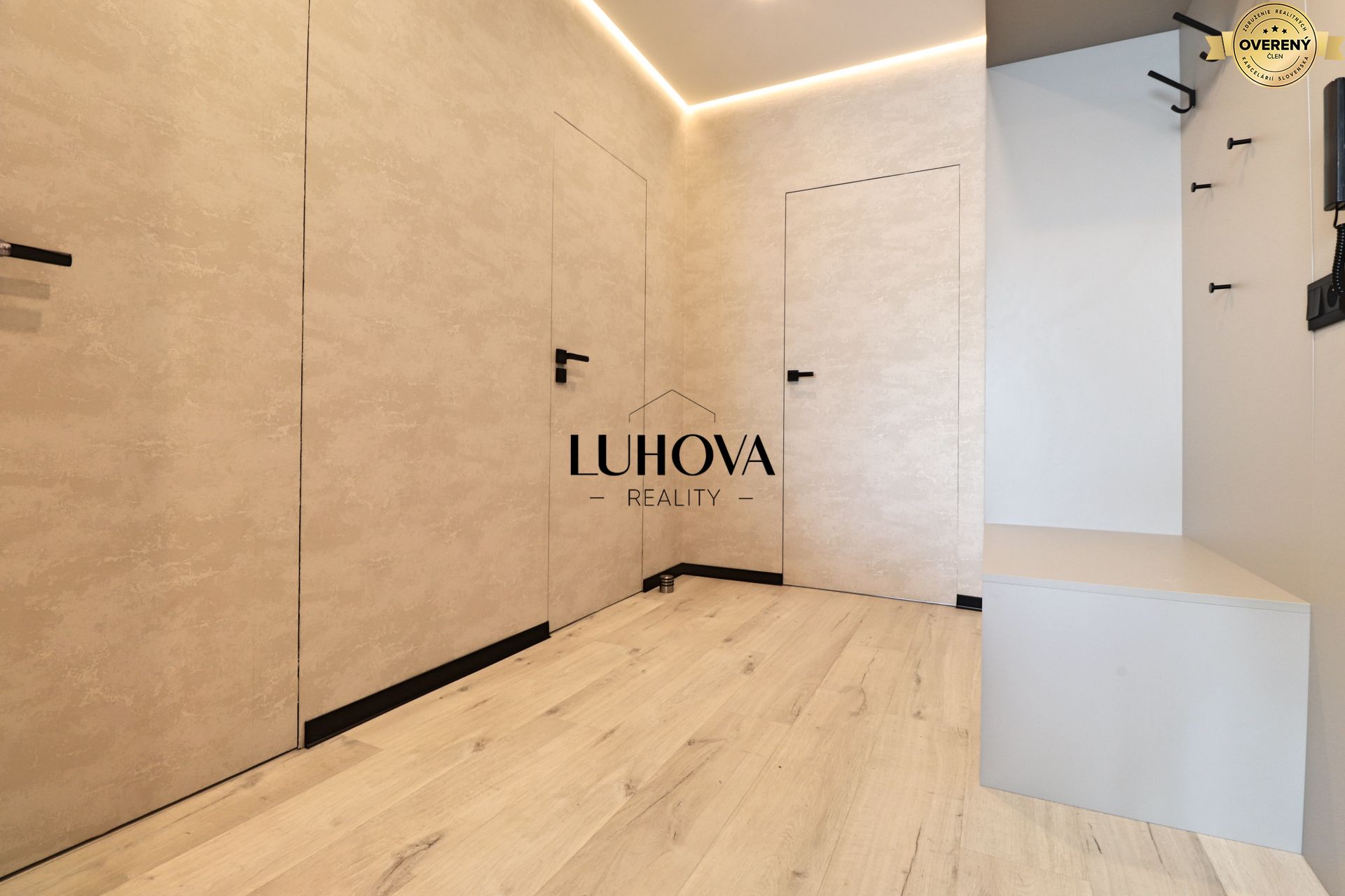 LUHOVA reality_13.jpg