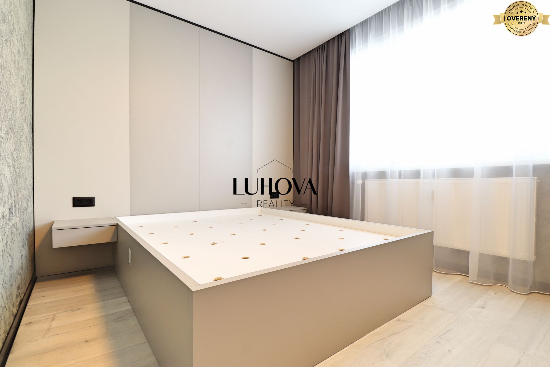 LUHOVA reality_6.jpg