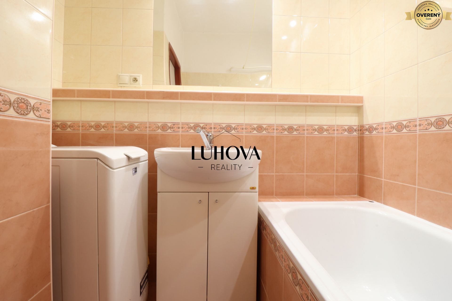 LUHOVA reality_6.jpg