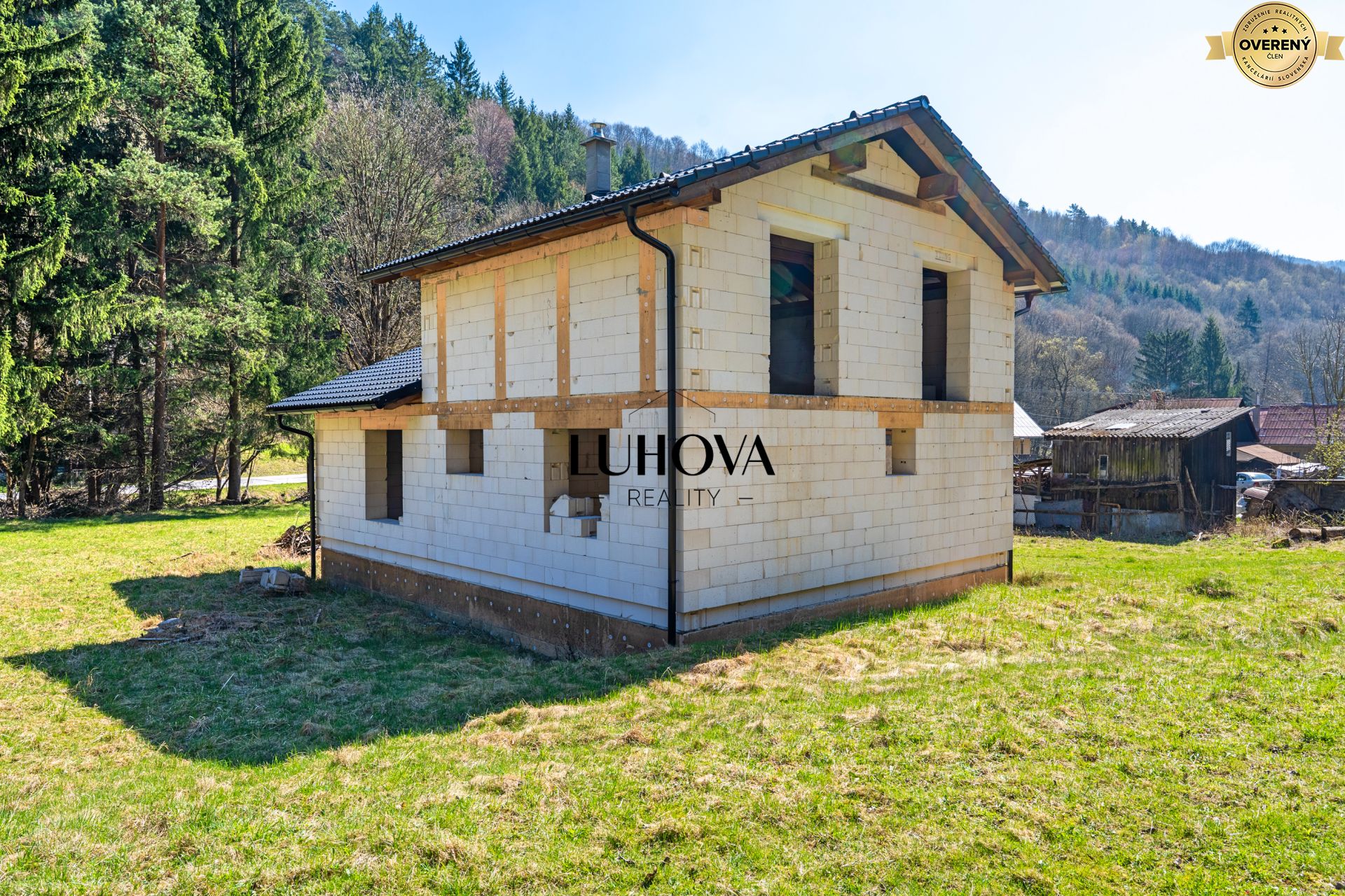 LUHOVA reality_6.jpg