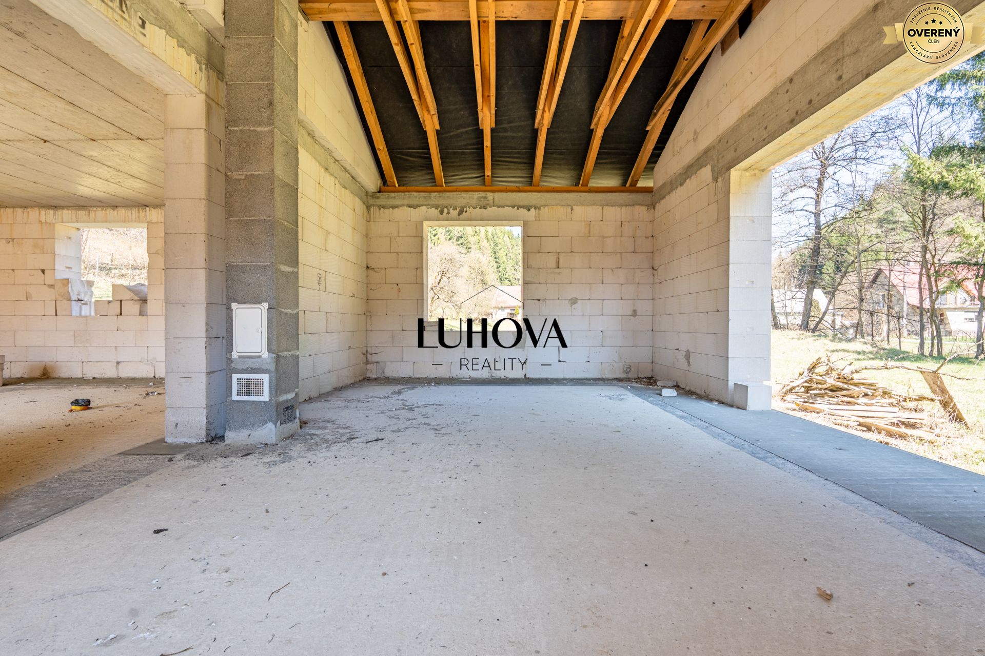 LUHOVA reality_9.jpg
