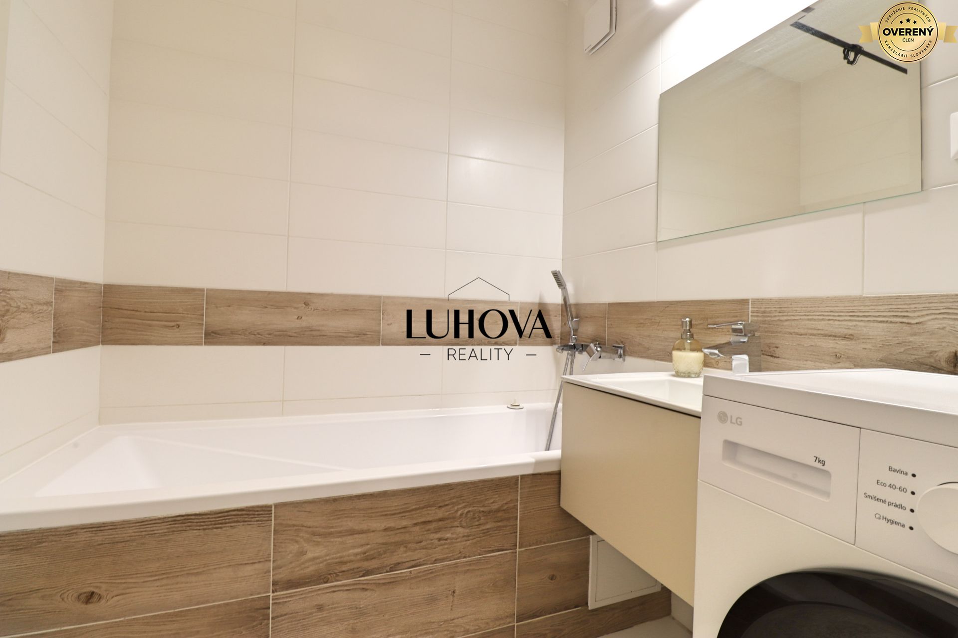 LUHOVA reality_7.jpg