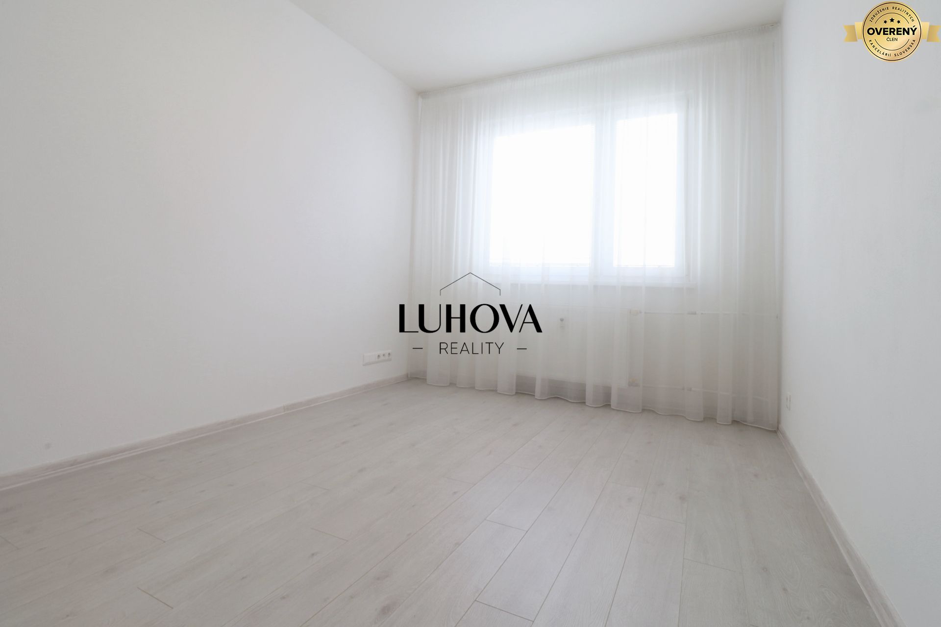 LUHOVA reality_3.jpg
