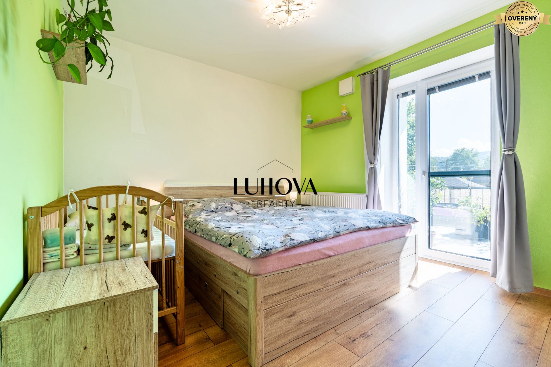 LUHOVA reality_2.jpg