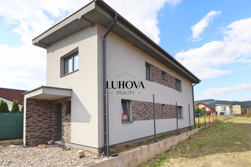 LUHOVA reality_10.jpg