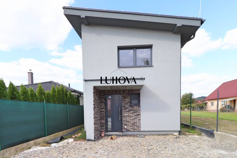 LUHOVA reality_9.jpg