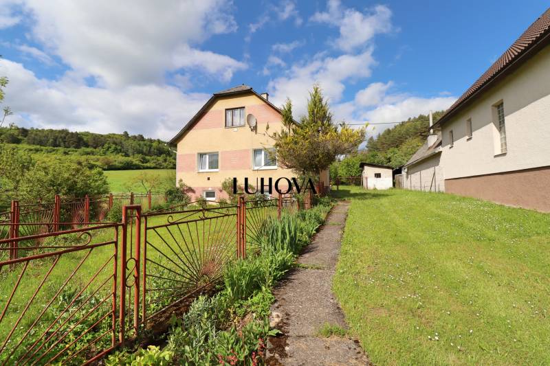 LUHOVA reality_2.jpg