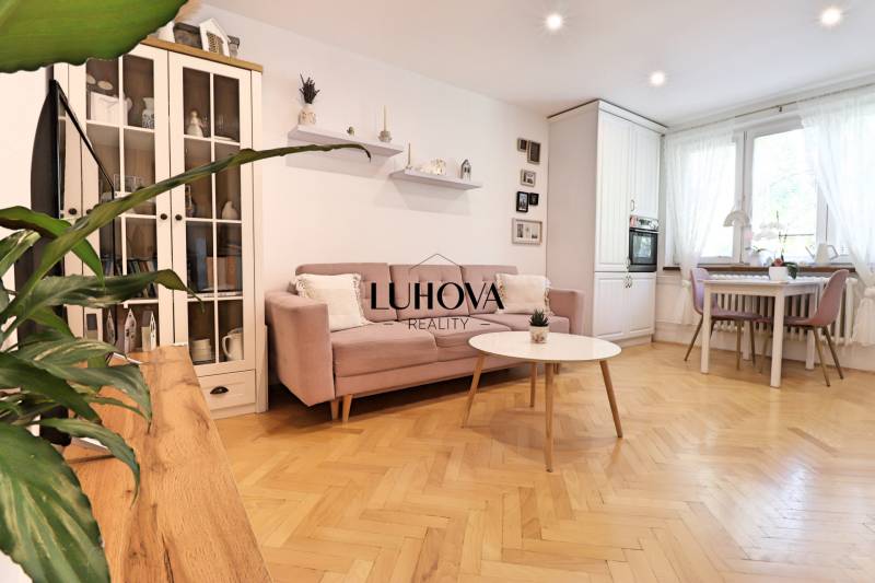 LUHOVA reality_4.jpg