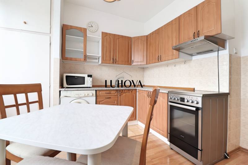 LUHOVA reality_9.jpg