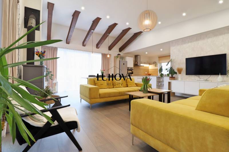 LUHOVA reality_17.jpg