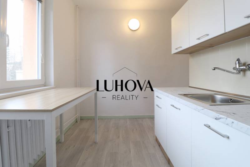 LUHOVA reality_1.jpeg