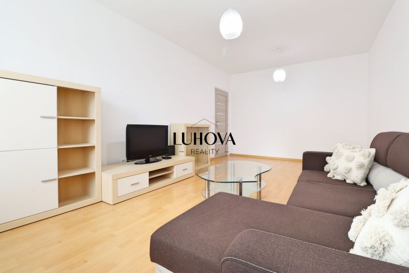 LUHOVA reality_2.jpg