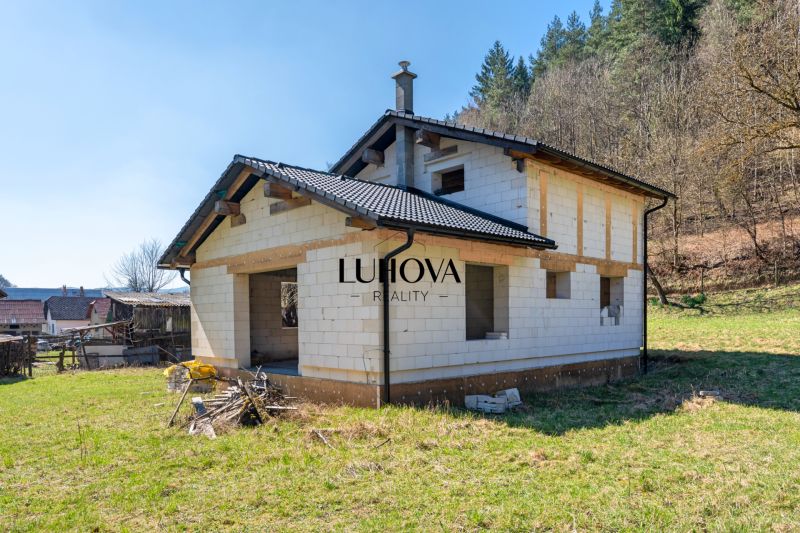 LUHOVA reality_7.jpg